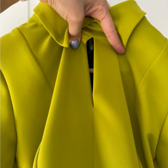 Julia Allert Funky Dress with Collar and Chest Slit - Picture 3 of 5